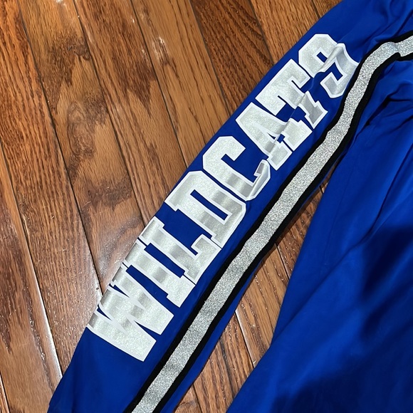 Victoria’s Secret Pink, Kentucky Long Sleeve Tee - Picture 2 of 5